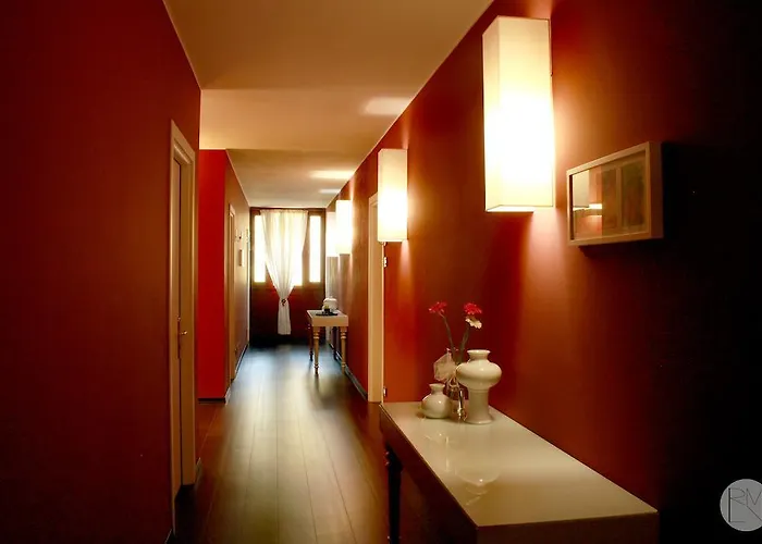 אורחן Viridarium